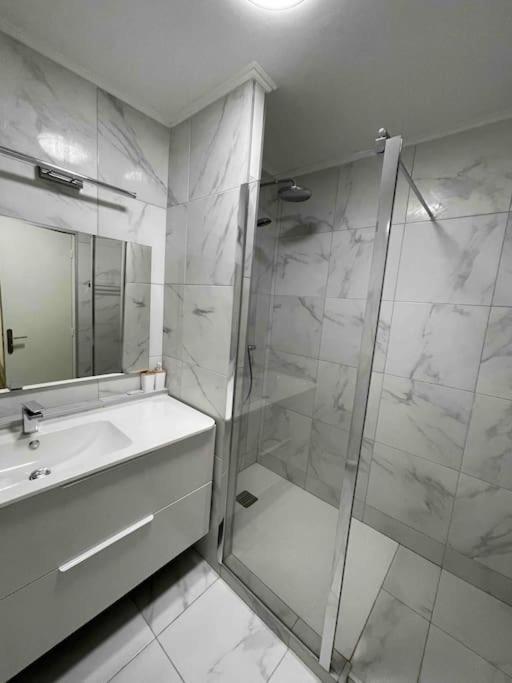 3 Pieces Apartment A Juan-Les-Pins Antibes Esterno foto